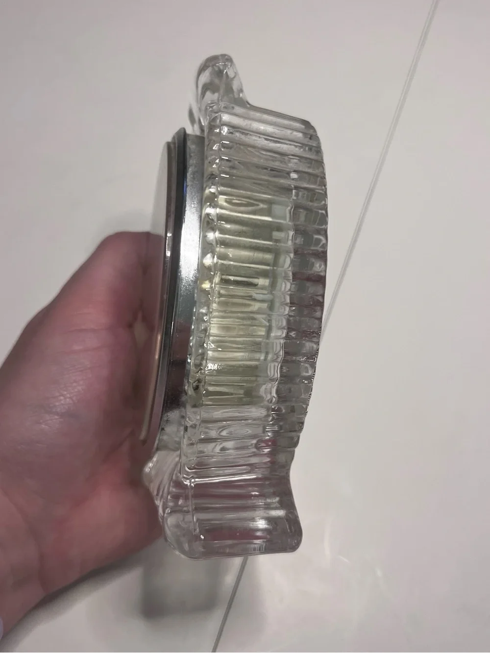 Crystal Oval Quartz Desk Clock with Cream Dial